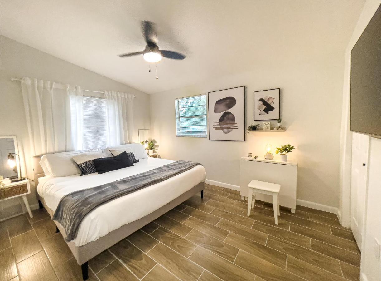 Cozy Home In Tampa Near Ybor & Busch Gardens Exterior photo