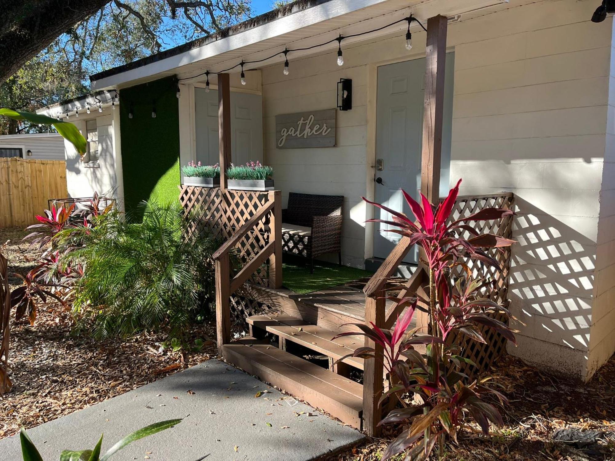 Cozy Home In Tampa Near Ybor & Busch Gardens Exterior photo